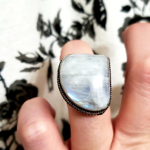 New Rainbow Moonstone 925 Silver Ring. - Picture 6 of 8
